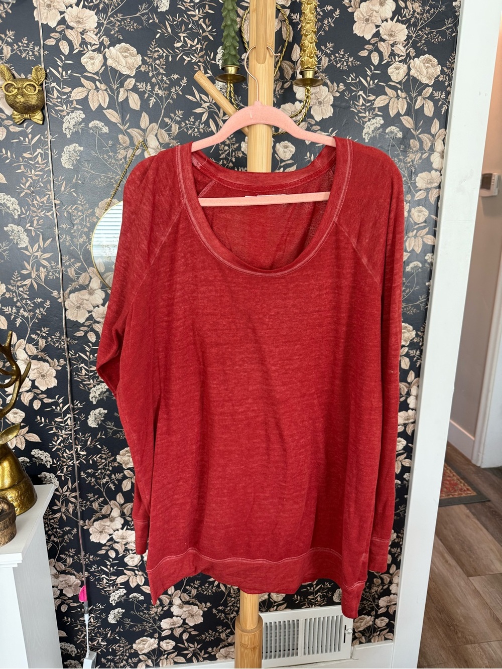 Maurices Red Long Sleeve Scoop Neck Sweatshirt
